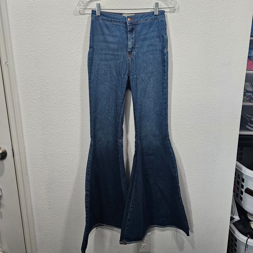 Free People Just Float On Flare Jeans Blue High Rise Bell Bottoms 25R OB611355